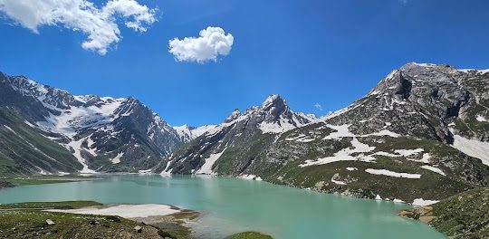 Sheshnag Lake